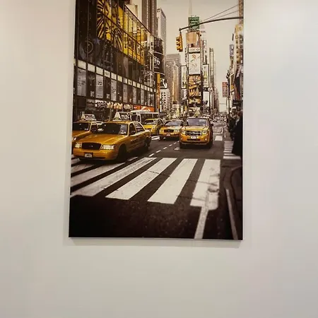 Alex's House Апартаменты *