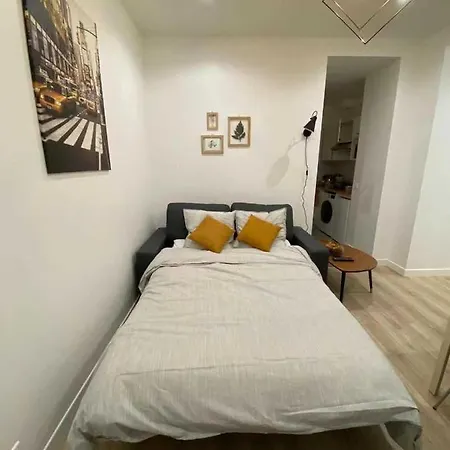 Alex's House Apartman