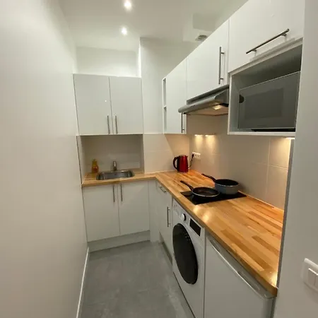 Alex's House Apartman