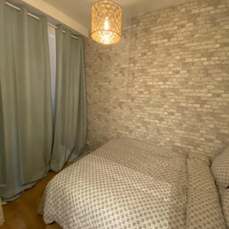 Alex's House Apartman